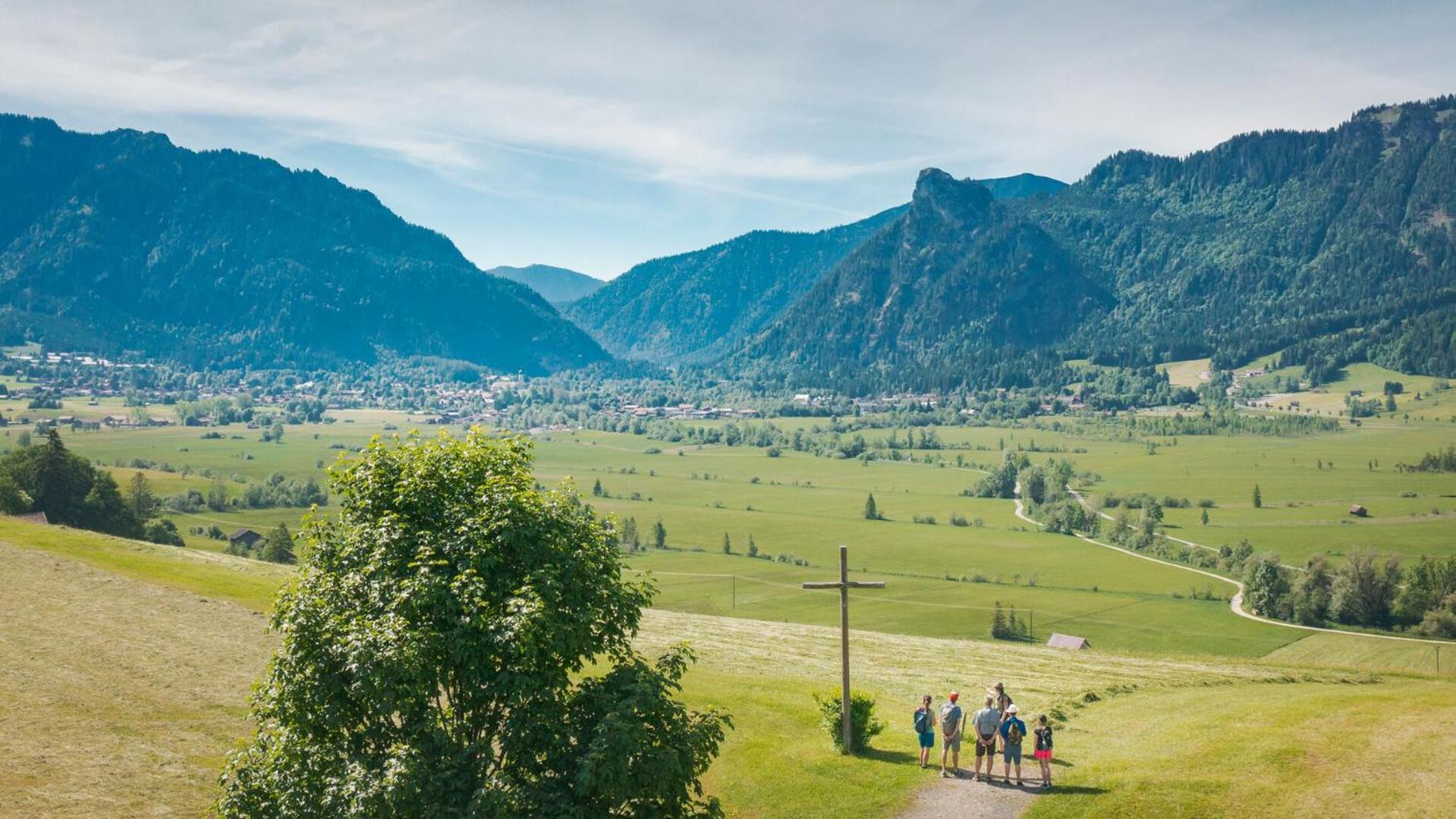Ferienwohnungen Alpenflair - Barrierefrei Urlauben Oberammergau Exterior photo